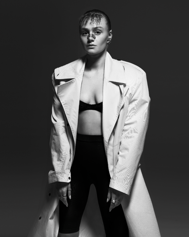 Nowy album Rosalie. to progres na wszystkich frontach